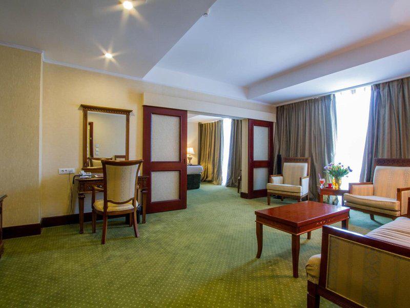 77D501AB2CB0BFCC1B1A2BD2B91169F5