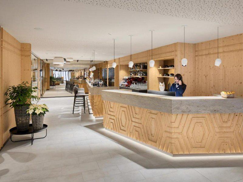 39B748DB7EC0839C31577CD14EF10734