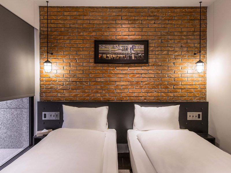 DBC9A5DF2D947EC722248EC65F9DF658