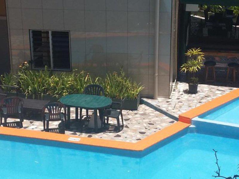 71C99B62DE32E3E797C2F569466C604D