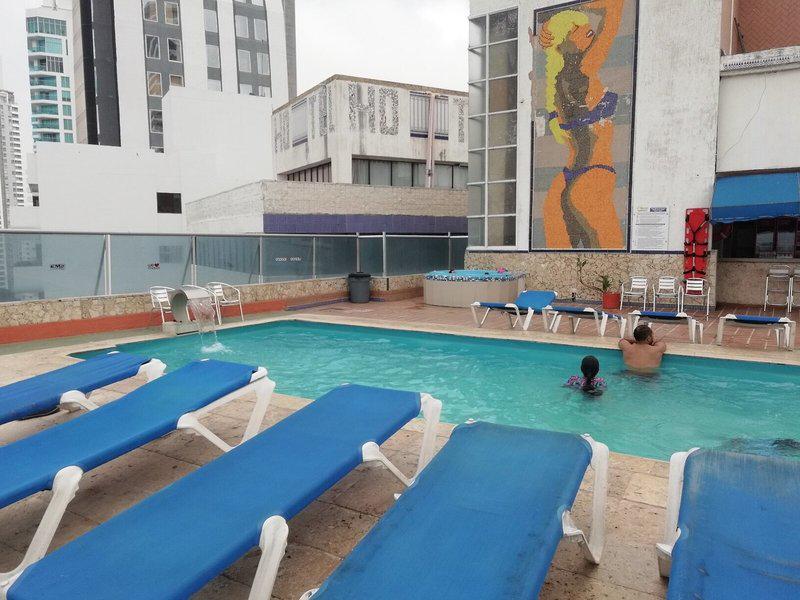 9B5D75FD4B3D2CDBE120DC7DE6FFB925