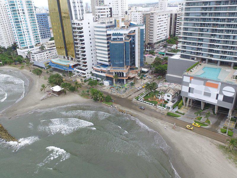 BA4DF8997B54738F78B03BB1D8F0C42B