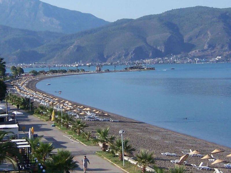 F020294B6FDDD2C8F50F5F9AA9FDA6B5