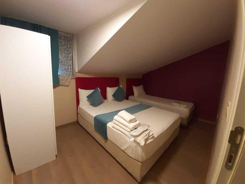 5C45D414DB1E73B78F3924FF168F3F36