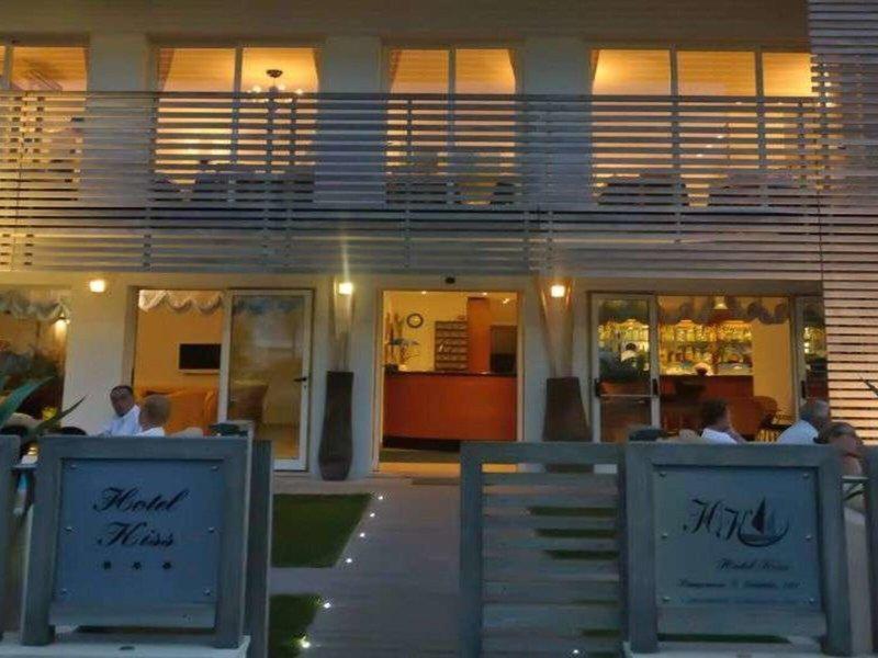 6D49C2A711AB1DD63BD56C32EF13441D