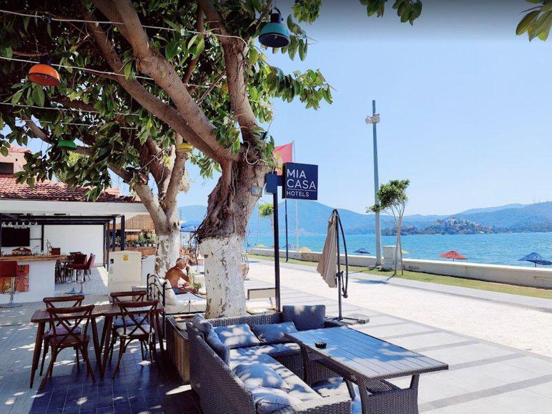 B7C0535E85F07C8727BF2AAAC6813848