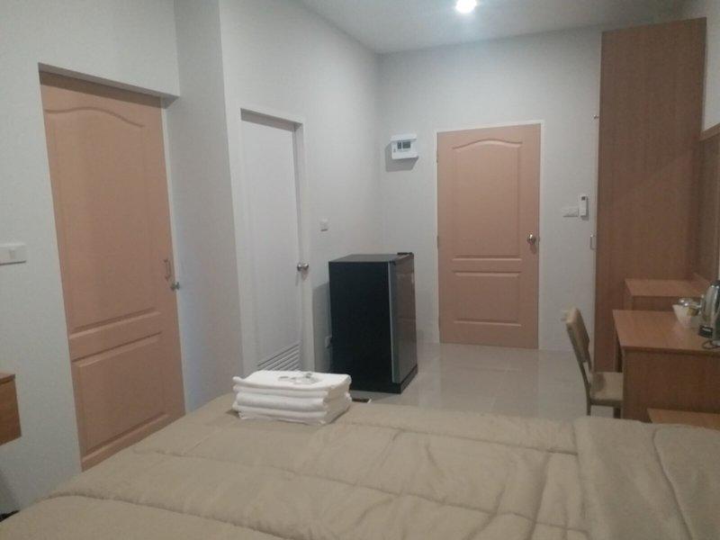 CA8F40F55329BB7B7E1B0B52EA3E628C