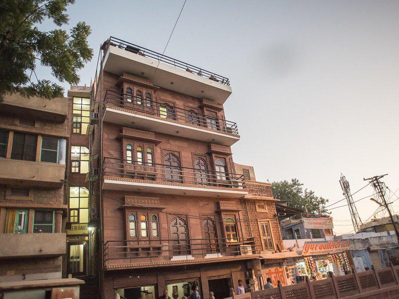 8B323D790D15A2B44D1332EB779C6174