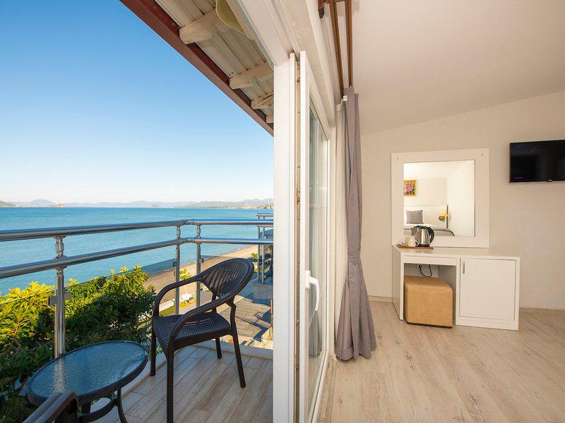 931EFCF1F6B9A76840FD9EAAB3B1435C