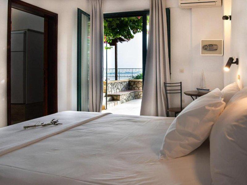 9367ED44C3035A06AA2DB034B5BBA037