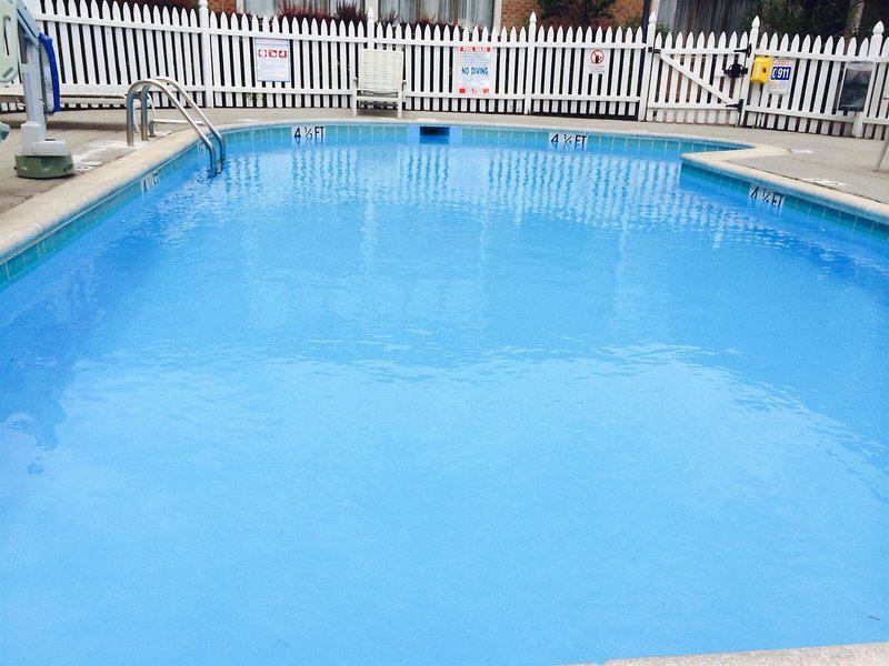 C461388A3E65F5F4AE834766BF686081