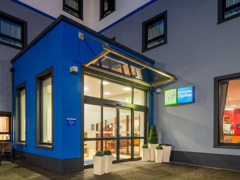 4234448D948A2DA0A0A8C307F54701AC