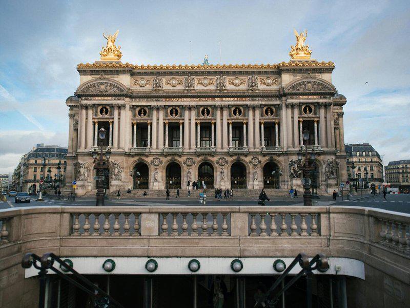 DE34145EAA9EB43834A70C6A882310DE