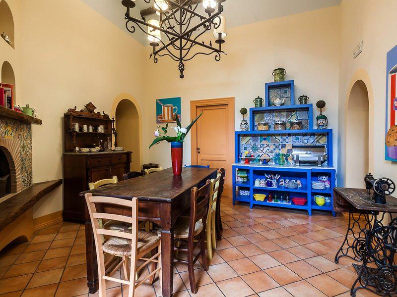 2E891825D987CF75C609F8CEA788C1F6