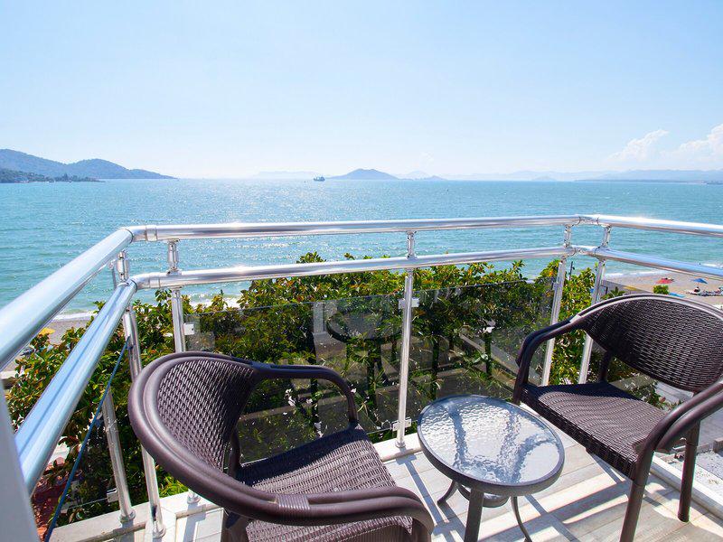 99D354D8281B2838DEB960BDA93377B8