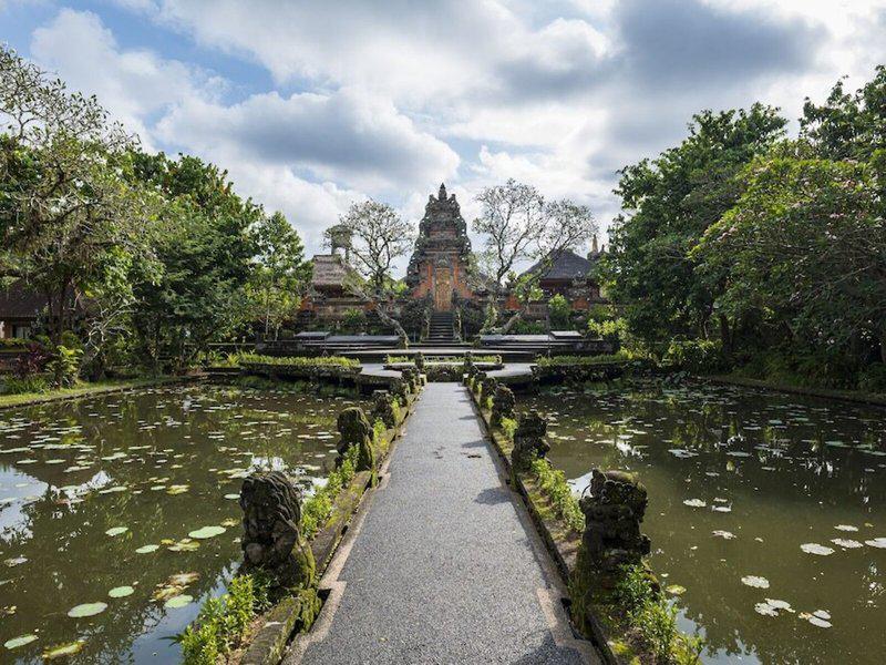 AAD9C8B071CF4BC6AE6B35E818A9D35E