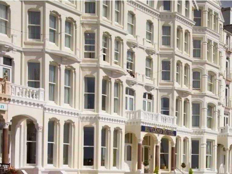 4C2E2E17F3F2BE4BCB7B17F9C2DA73FF