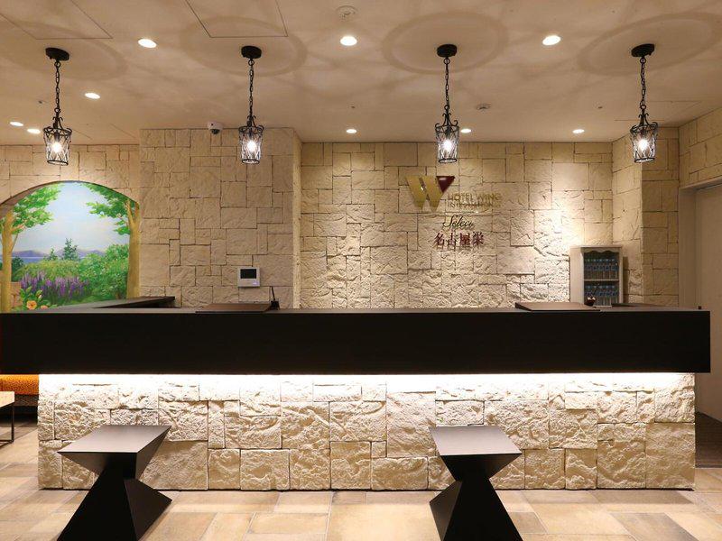 13A0FE71558F7414AA13E930E8CBC388