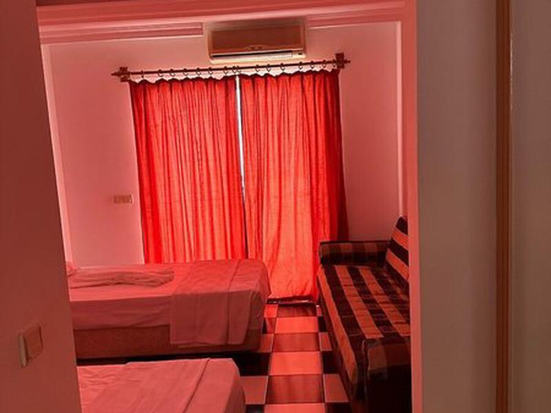 95842940E8BD1698DC8E8C40F12A9F8E