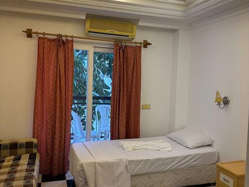 0104C3E801F7BA0AEDF1E252E7AA9977