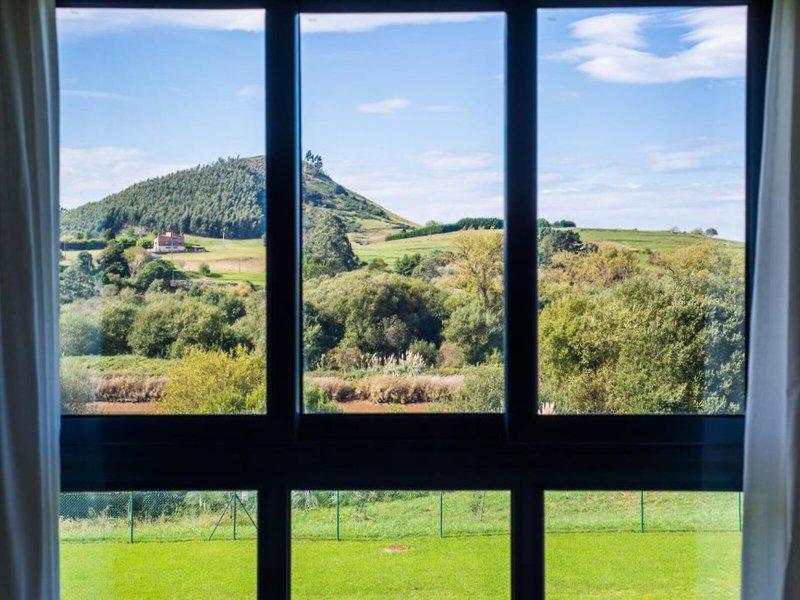 B0507DA5AD2D194E4E4BF791DA2FA30F