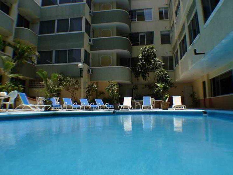 B0DEF38892F7A77AFA66F4F092813C7D