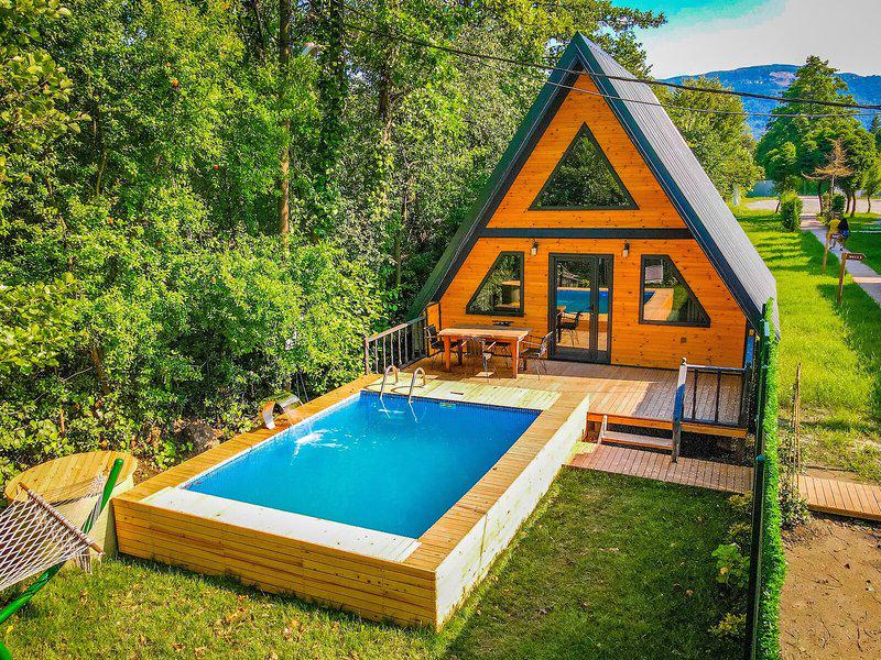 2F9FB25657F2D3A69CF449D66B111A9D