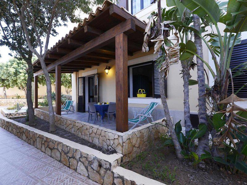 8894D5112E5A2C939697BACBAECB49F9