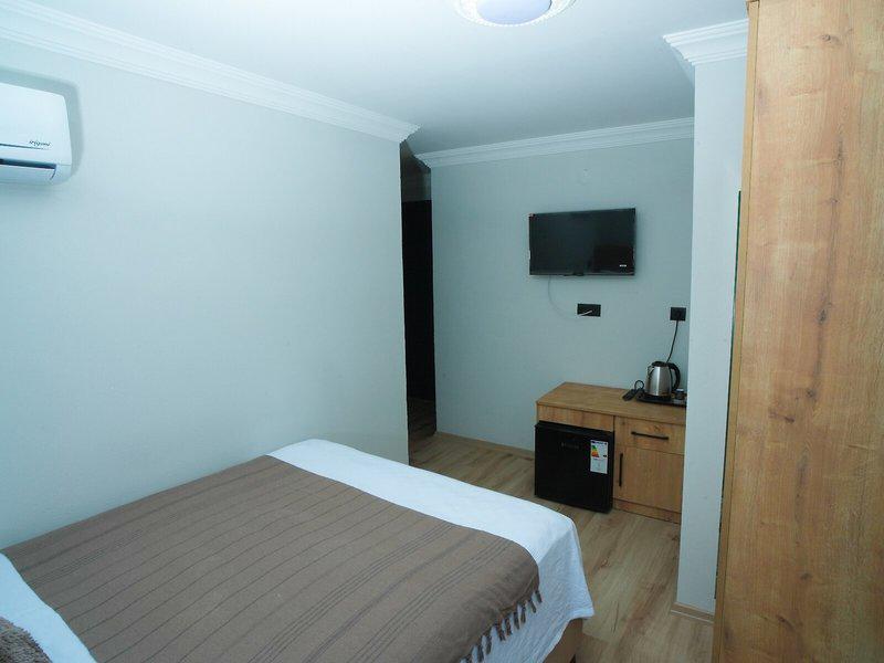 CB4AF7456BB2E9C5329CBB0C0C055847