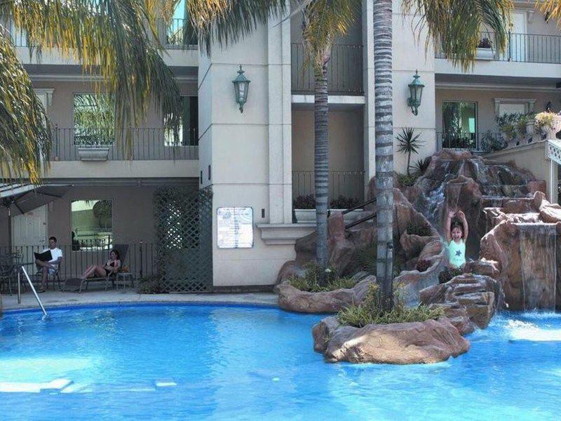 BEE2806666166C77DA51FEC756AA3008