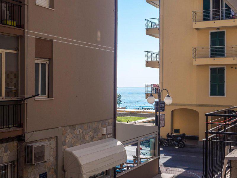 7C6D1F8E95327D341EEDEFD58B4FD281