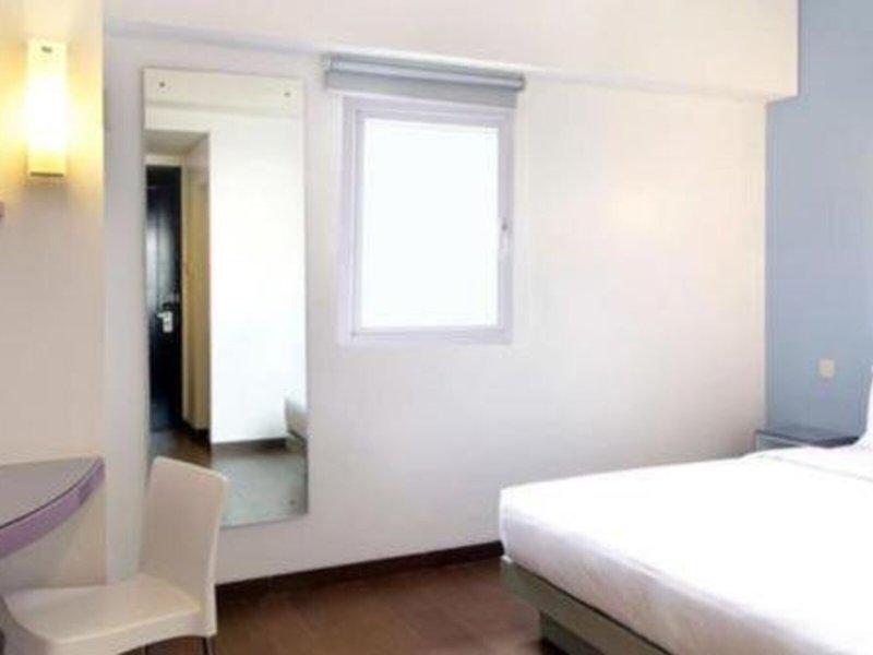 9663EC4B891F1A7A5F1EAC1E0168DEB7