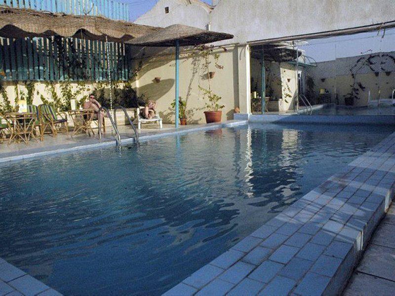 29F64708DA27D4CB2EB32469B7B1DE9C