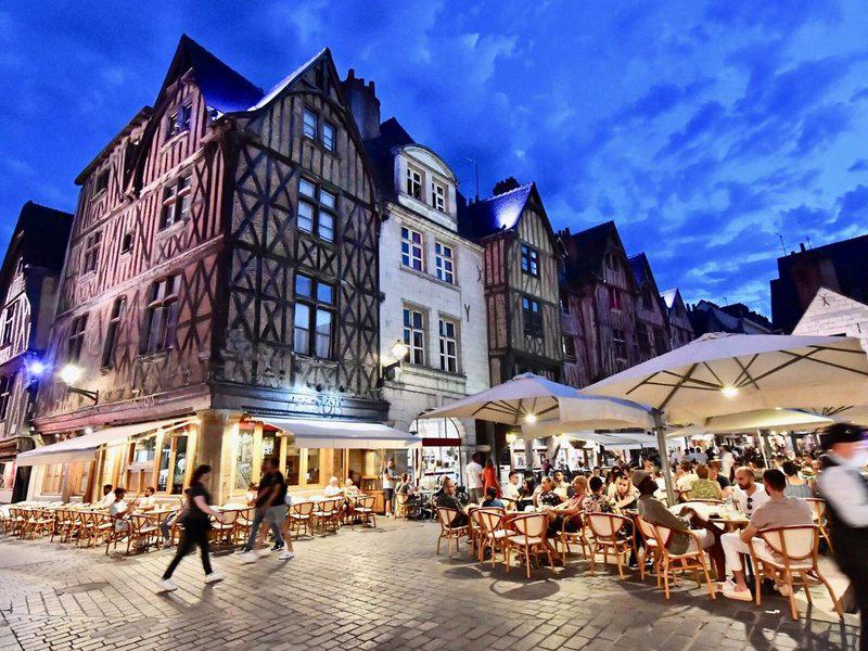 4BC0D91EC1AAB30E5F8B8CEA4DE13B25