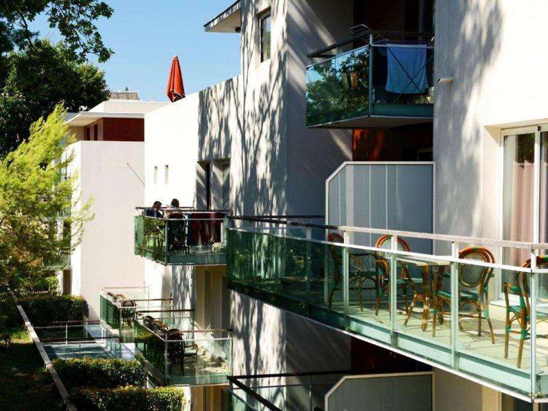 C21BF74D1B28C4E40FD5DB8FA944F93E