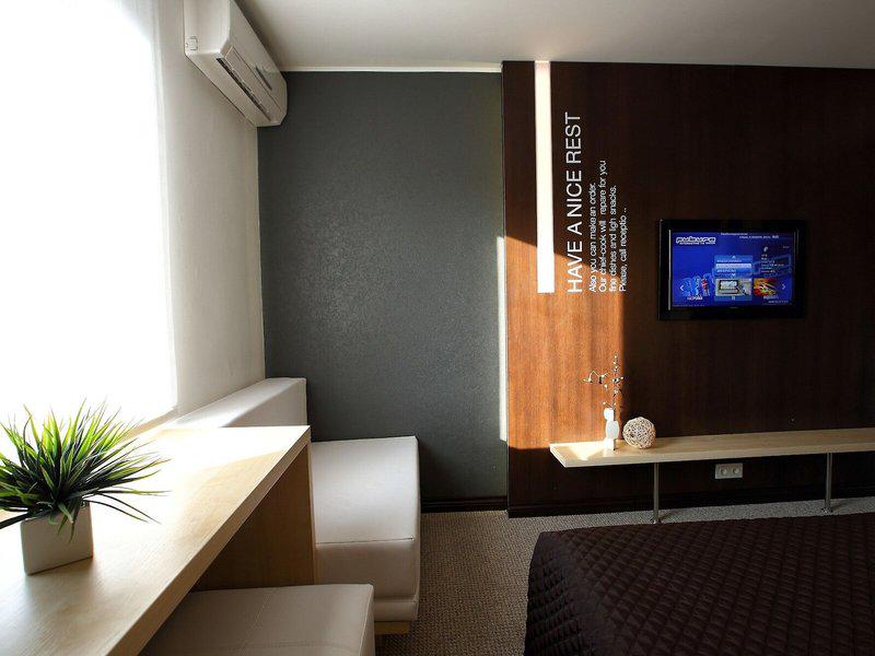 F084D14A90229392C614907A63926C4C