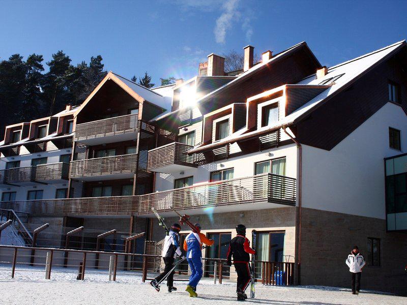 B460045763BBD44CD72B19393232D348