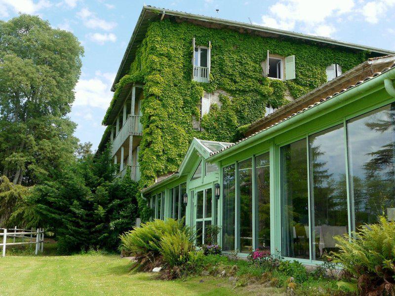 D33E9C948178626439F3A98ACB84EE6D