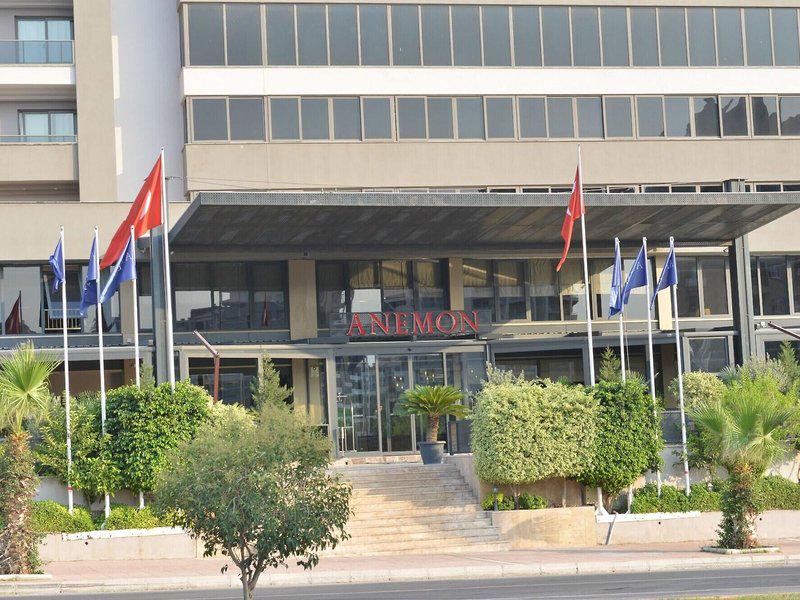 0D181B87D9801C296D4A1D249022B364