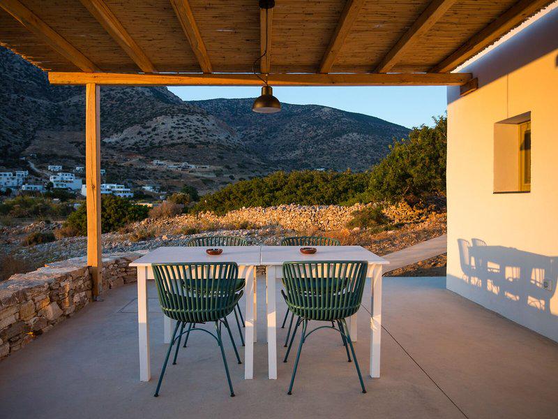 B645D45CE0463D5E6CFE1D89D145A051