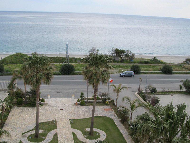 975ADD862D2B11F62F46189E56565A7F