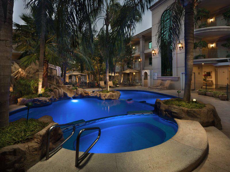 1B621EC951F096C3D93FCDBA5D71A033