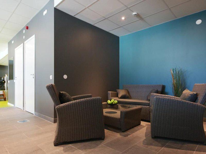 943CE5D2E2B1742E813033378285A581