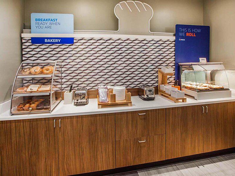 03F2D36D50DD47061E85E37D8406D4BD