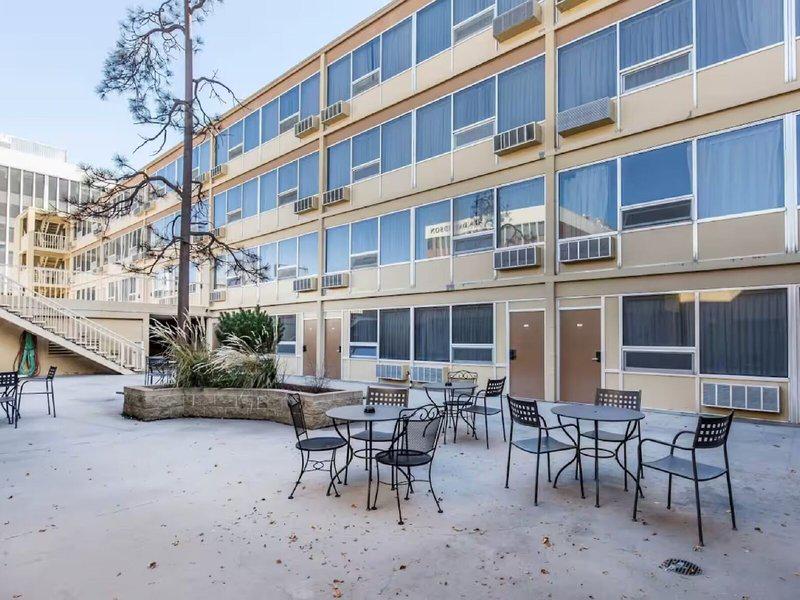 1FCE30105FF01405085FB225EABB43B8