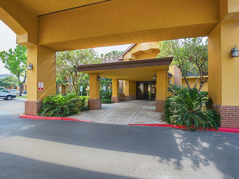 86ECC80D1EACDBA331D4424474BC7912