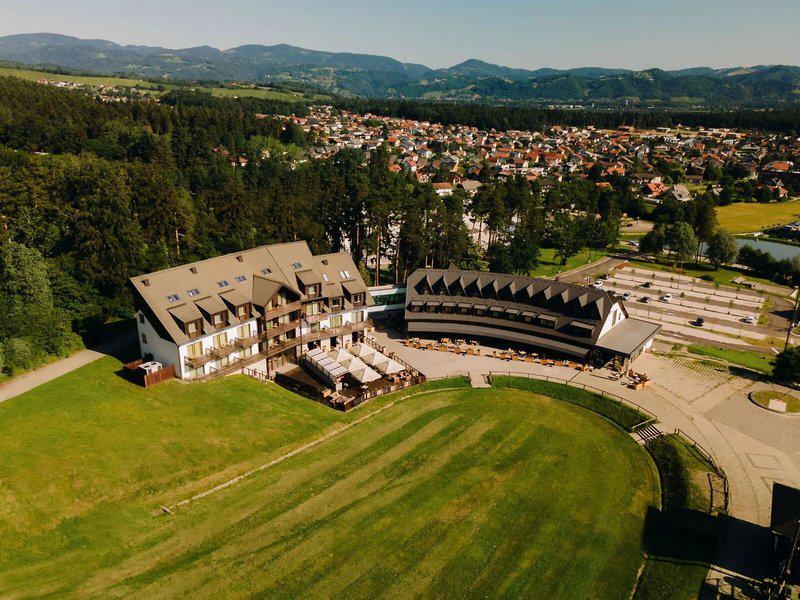 DA3175ACA8C12FA768F04FC512C2DB25