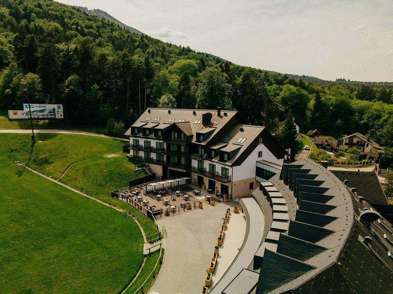 E3CCDE5D475FD141A3E328481309CADA