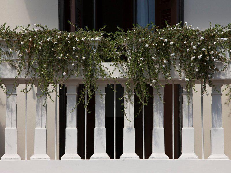 7C939857539641DCDA48CD8D7A411F94