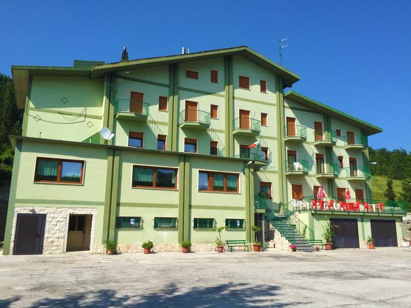 BD18B19C3E58D3B351FFF7AE2A77937A